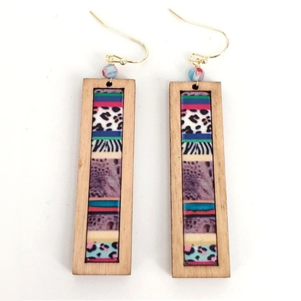 Wood bar earrings